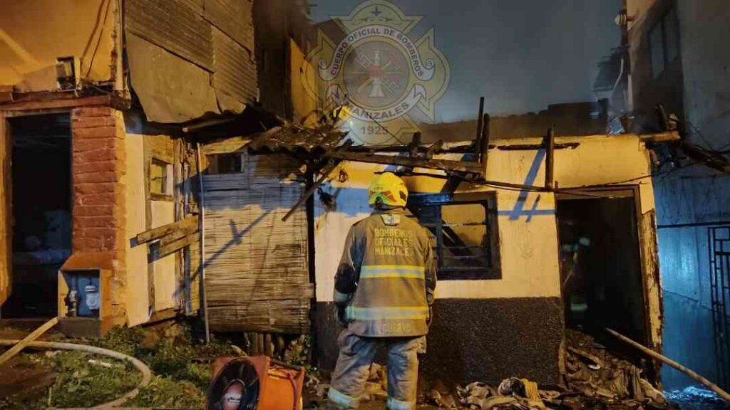 Incendio en el barrio Marmato de Manizales